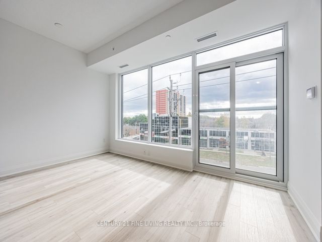 318 - 3220 Sheppard Ave E