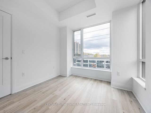 318 - 3220 Sheppard Ave E