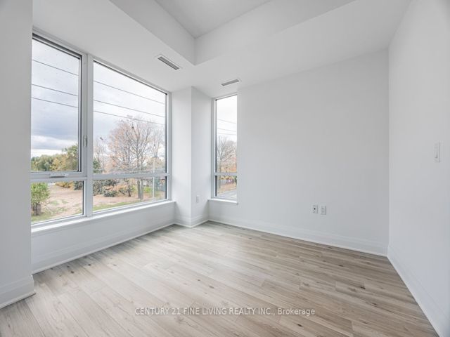 318 - 3220 Sheppard Ave E