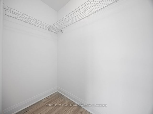 318 - 3220 Sheppard Ave E