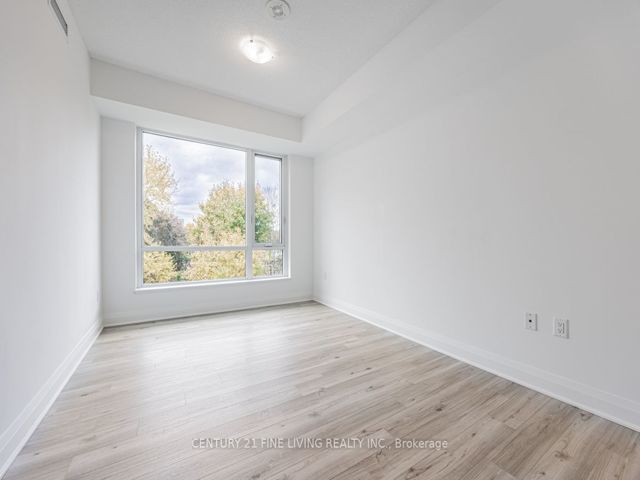 318 - 3220 Sheppard Ave E