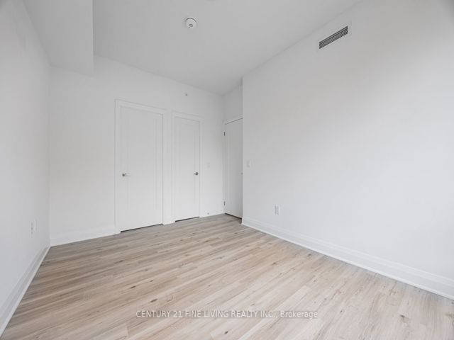 318 - 3220 Sheppard Ave E
