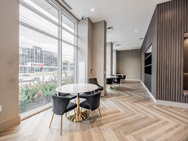 318 - 3220 Sheppard Ave E
