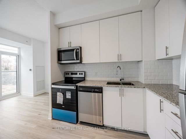 318 - 3220 Sheppard Ave E