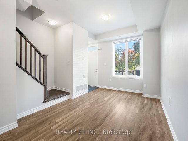 4 - 25 Heron Park Pl