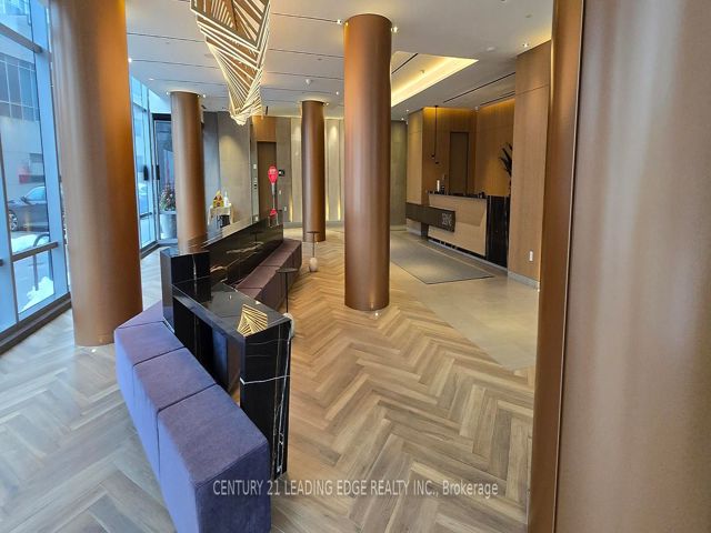 1202 - 225 Village Green Sq