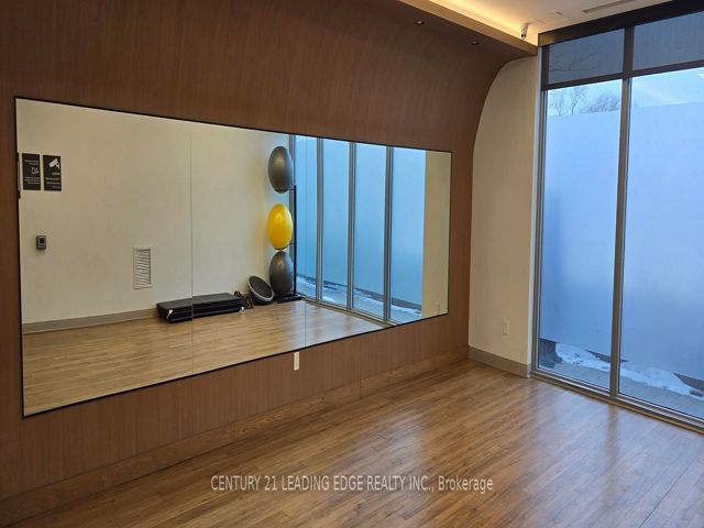 1202 - 225 Village Green Sq