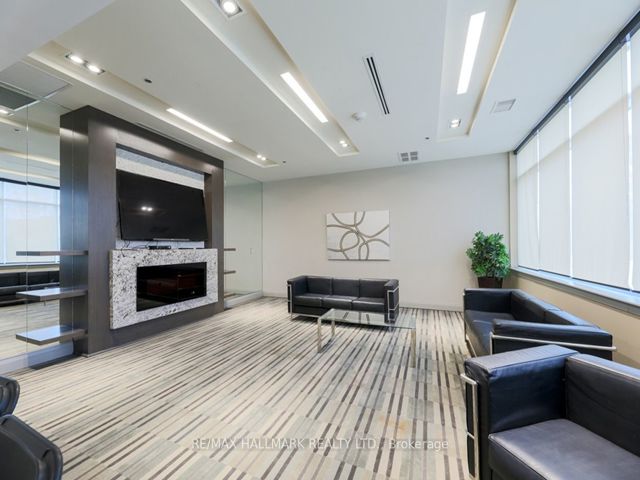 217 - 3520 Danforth Ave