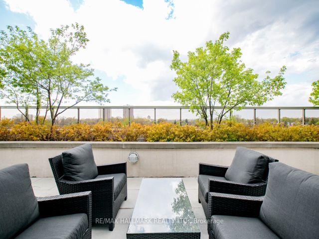 217 - 3520 Danforth Ave