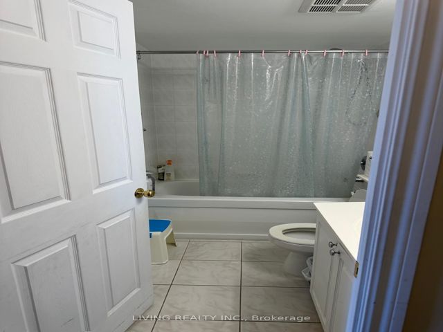 613 - 2627 Mccowan Rd