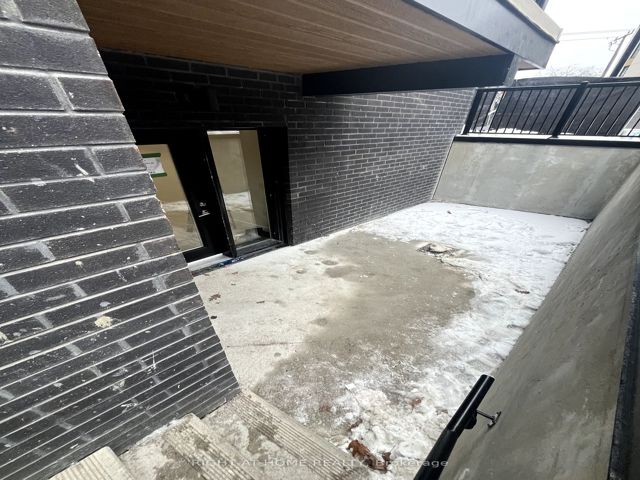 6 - 178 Clonmore Dr