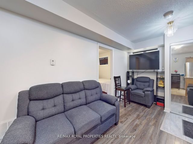 106 - 1795 Markham Rd