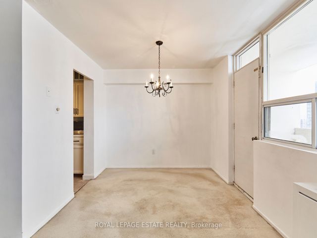 704 - 3420 Eglinton Ave E