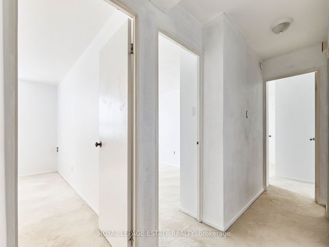 704 - 3420 Eglinton Ave E