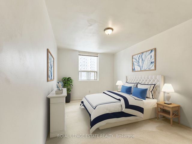 704 - 3420 Eglinton Ave E