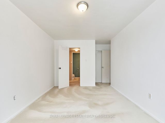 704 - 3420 Eglinton Ave E
