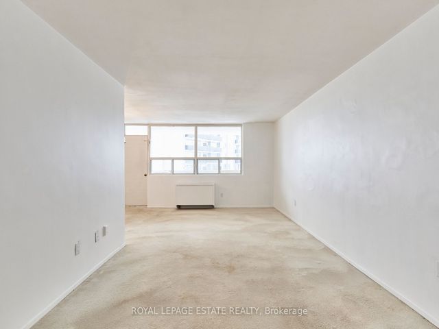 704 - 3420 Eglinton Ave E
