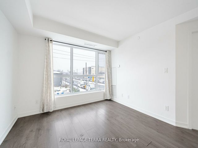 208 - 1401 O'Connor Dr