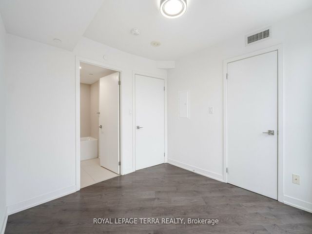 208 - 1401 O'Connor Dr