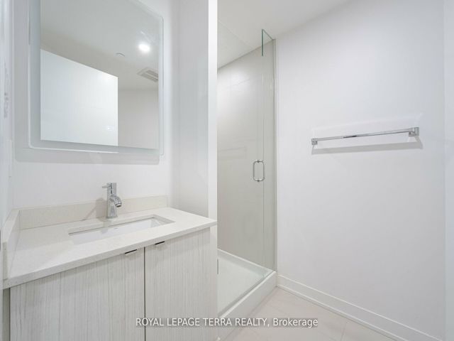 208 - 1401 O'Connor Dr