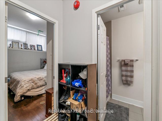 101 - 323 Kingston Rd