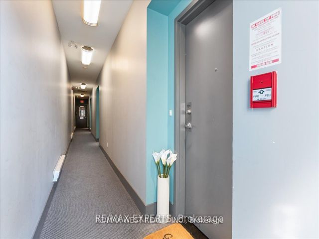101 - 323 Kingston Rd