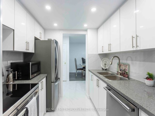 808 - 3151 Bridletowne Circ