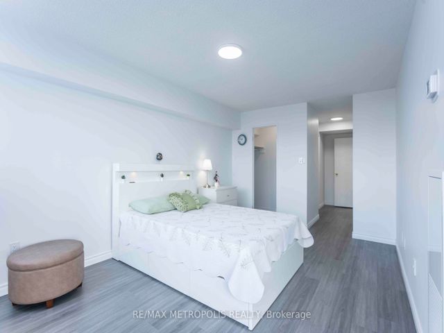 808 - 3151 Bridletowne Circ