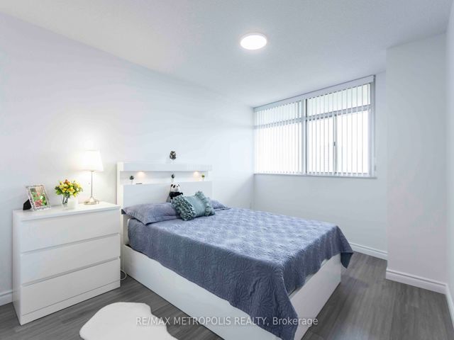 808 - 3151 Bridletowne Circ