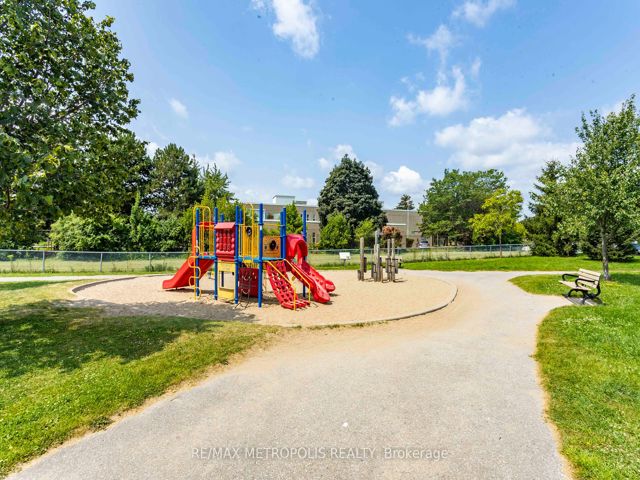 808 - 3151 Bridletowne Circ