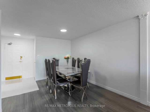 808 - 3151 Bridletowne Circ