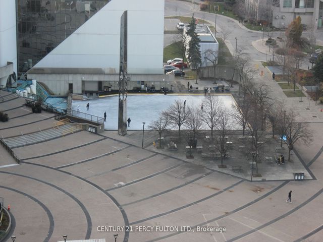 1609 - 70 Town Centre Crt