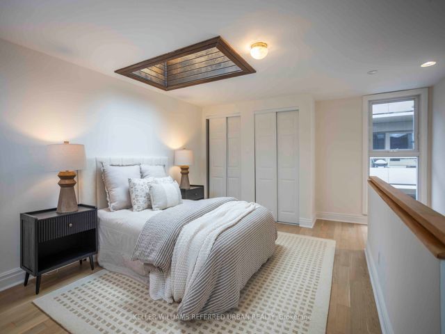 6 - 2366 Queen St E