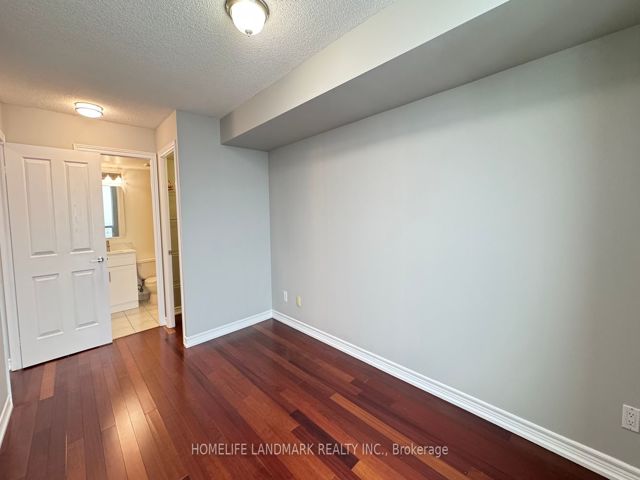 1722 - 68 Corporate Dr