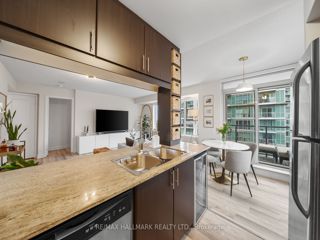 3110 - 25 Town Centre Crt