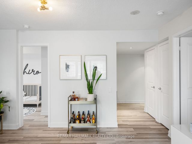 3110 - 25 Town Centre Crt