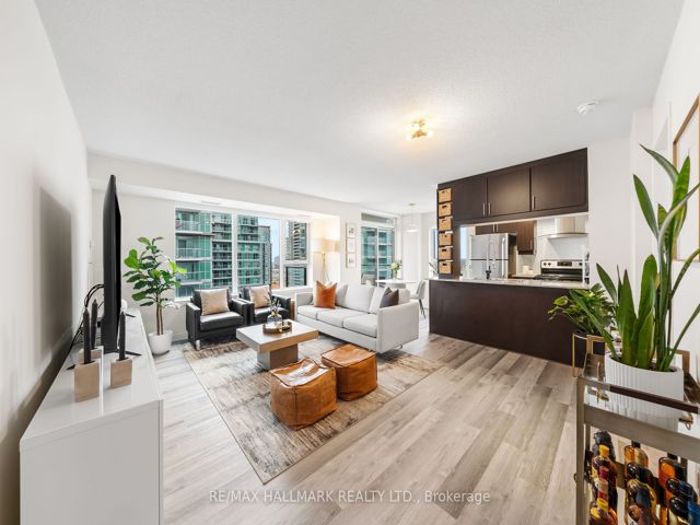 3110 - 25 Town Centre Crt
