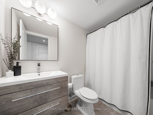 3110 - 25 Town Centre Crt