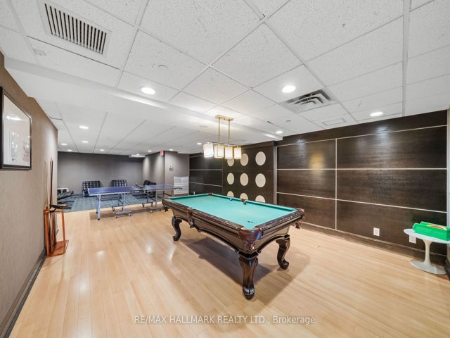 3110 - 25 Town Centre Crt