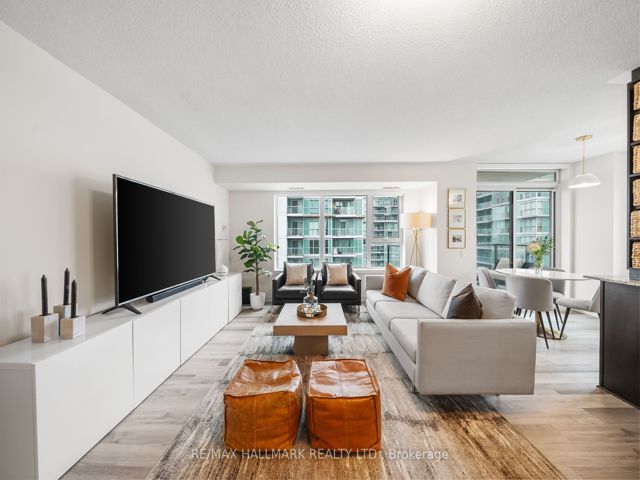 3110 - 25 Town Centre Crt