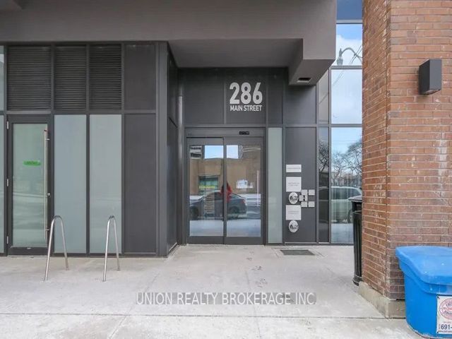 606 - 286 Main St