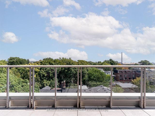 627 - 150 Logan Ave