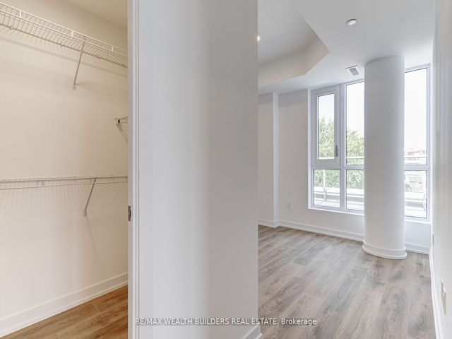 627 - 150 Logan Ave