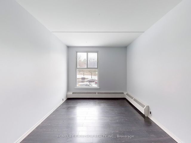 202 - 2 Glamorgan Ave