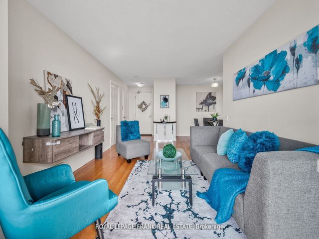 2310 - 61 Town Centre Crt