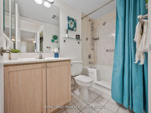 2310 - 61 Town Centre Crt
