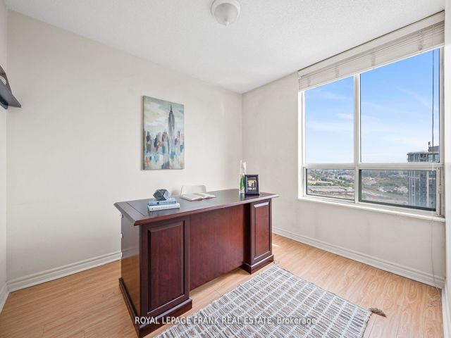 2310 - 61 Town Centre Crt