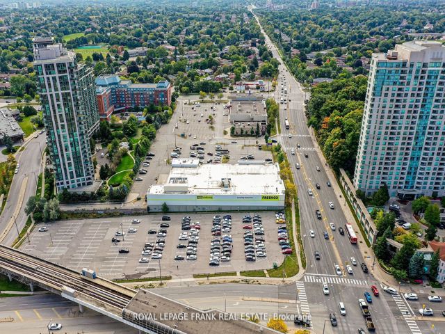 2310 - 61 Town Centre Crt