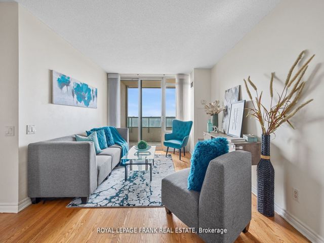 2310 - 61 Town Centre Crt