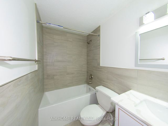 2201 - 4091 Sheppard Ave E